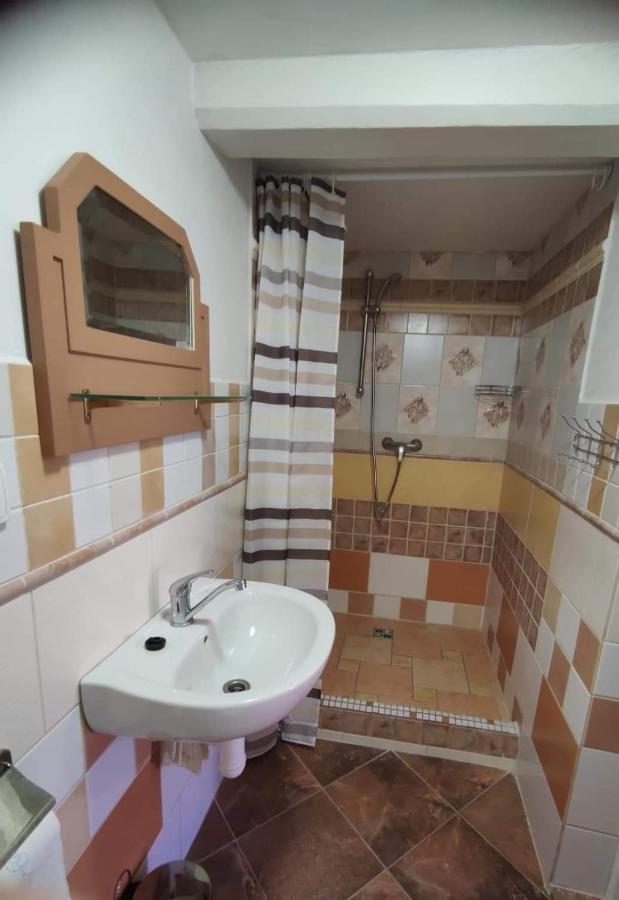 Cafe Nostalgie Dvouluzkovy Romanticky Pokoj Krasna Lipa Exterior foto