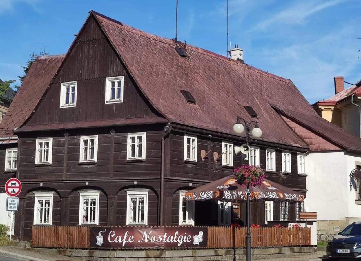 Cafe Nostalgie Dvouluzkovy Romanticky Pokoj Krasna Lipa Exterior foto